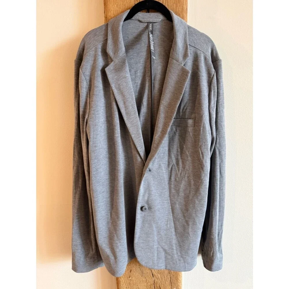 NWOT Men’s Vuori Vail Blazer - Heather Gray - Size Large